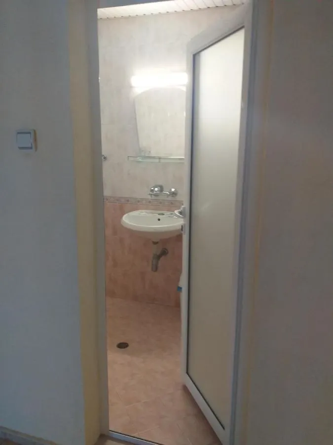 Exotic Guest House Sozopol 3*,