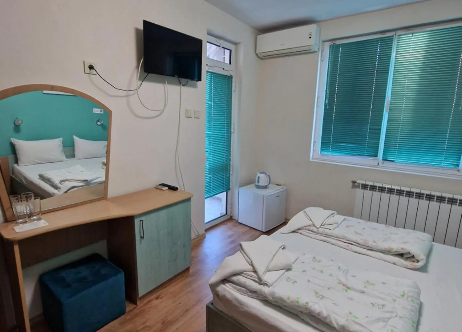 Exotic Guest House Sozopol 3*,