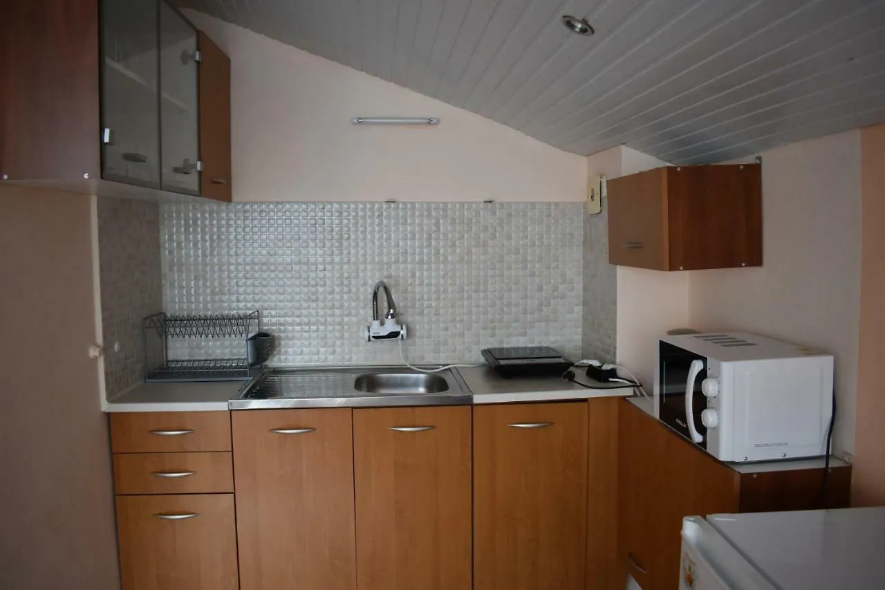 Exotic Guest House Sozopol 3*,